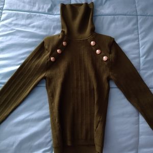 Hunter Green Turtle Neck